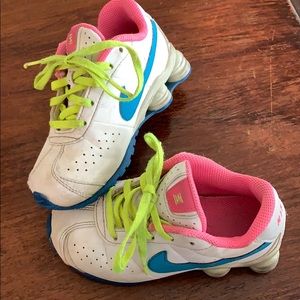 Girls Nike shocks sneakers; rare!!